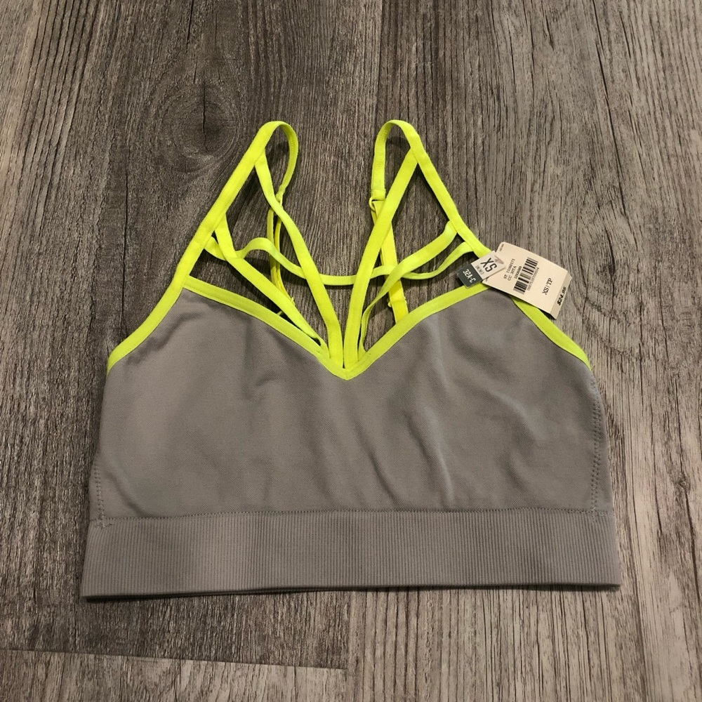 PINK Victoria’s Secret Sport Bra
